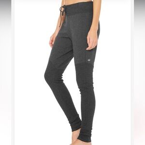 Alo Lace Up Jogger Leggings in Charcoal Gray sz Small
